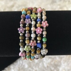 Beaded flower bracelet